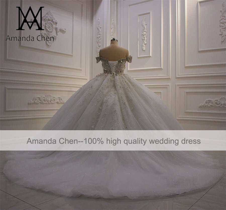 robe blanche Off Shoulder Crystal Beading Fluffy Wedding dress