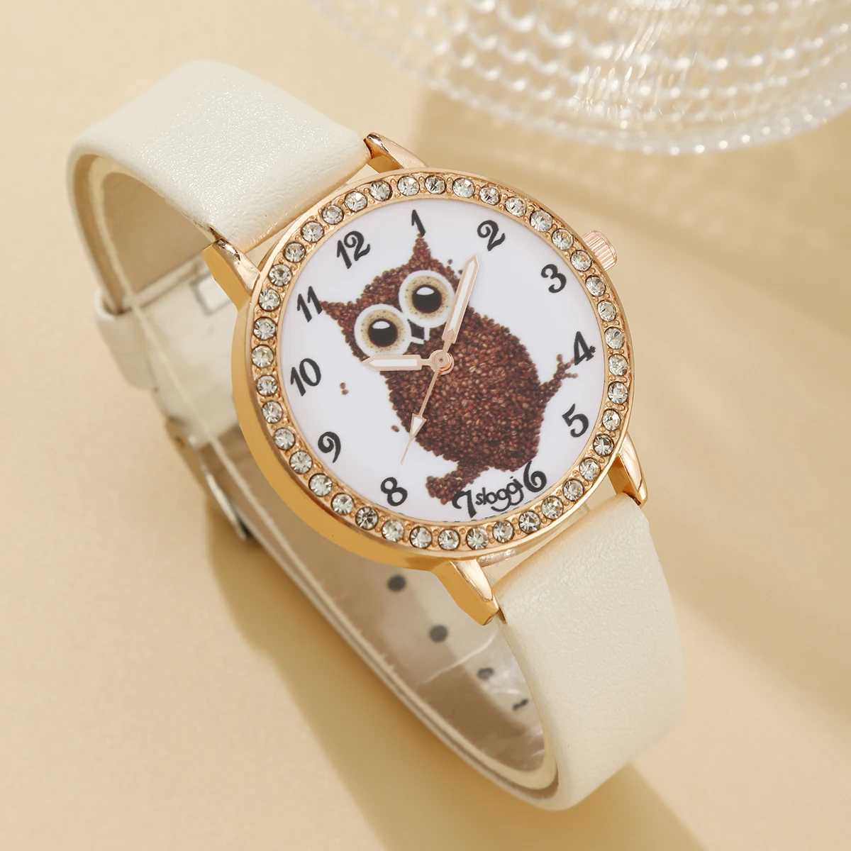The trend of 5-piece set and Versatile Academy leather inlaid diamond watch cartoon owl quartz watch X241106