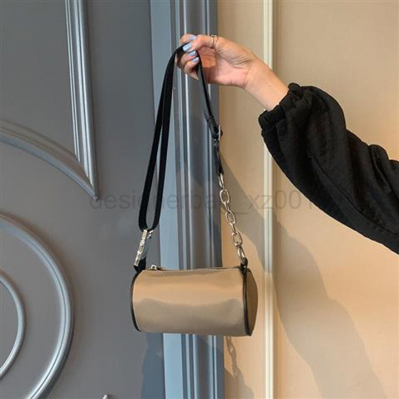Fashion Classic Bag Designer 10a Top Nikiduncks Woman Handbagevening Bags 2024 New Korean Shoulder Casual Versatile Cylindrical Cross