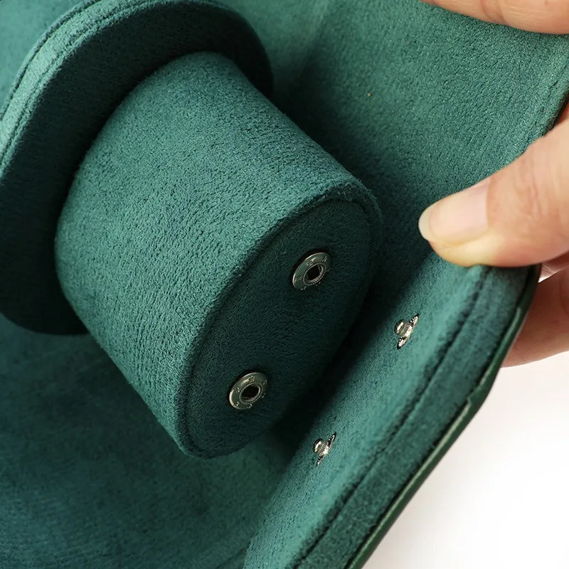 Portable leather case roll personalized storage watch organizer travel watch holder shock resistant surprise box gift packaging 241105