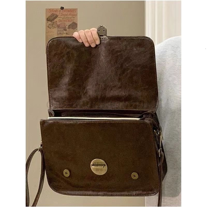 Classic Designer Bag Fashion 10a Top Nikiduncks Woman Handbagevening Bags Autumn and Winter Postal Backpack Commuting Crossbody
