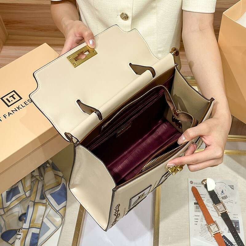 Designer Bag Women's Handbag Brand Handbag 2024 New Light Luxury High-End Designer Retro Crossbody Shoulder Bag