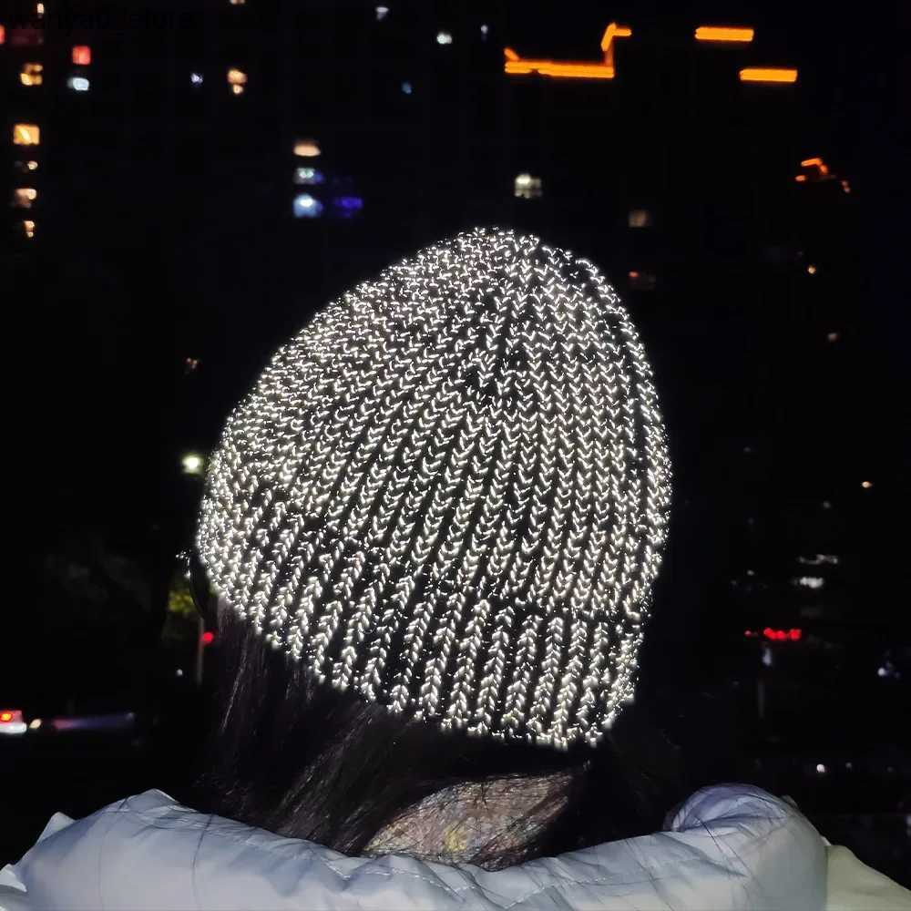 Wide Brim Hats Bucket Hats Unisex Winter Warm Reflective Beanies For Male Fashion Knitted Street Hat Night Fantasy Shining Skullies Cap Men Warmer Bon