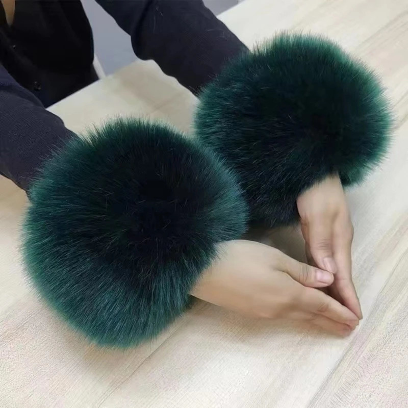 Soft fur wristband sleeves suitable for fashionable women and young people with warm arms multi-color Y2K fur wristband cuffs 241106