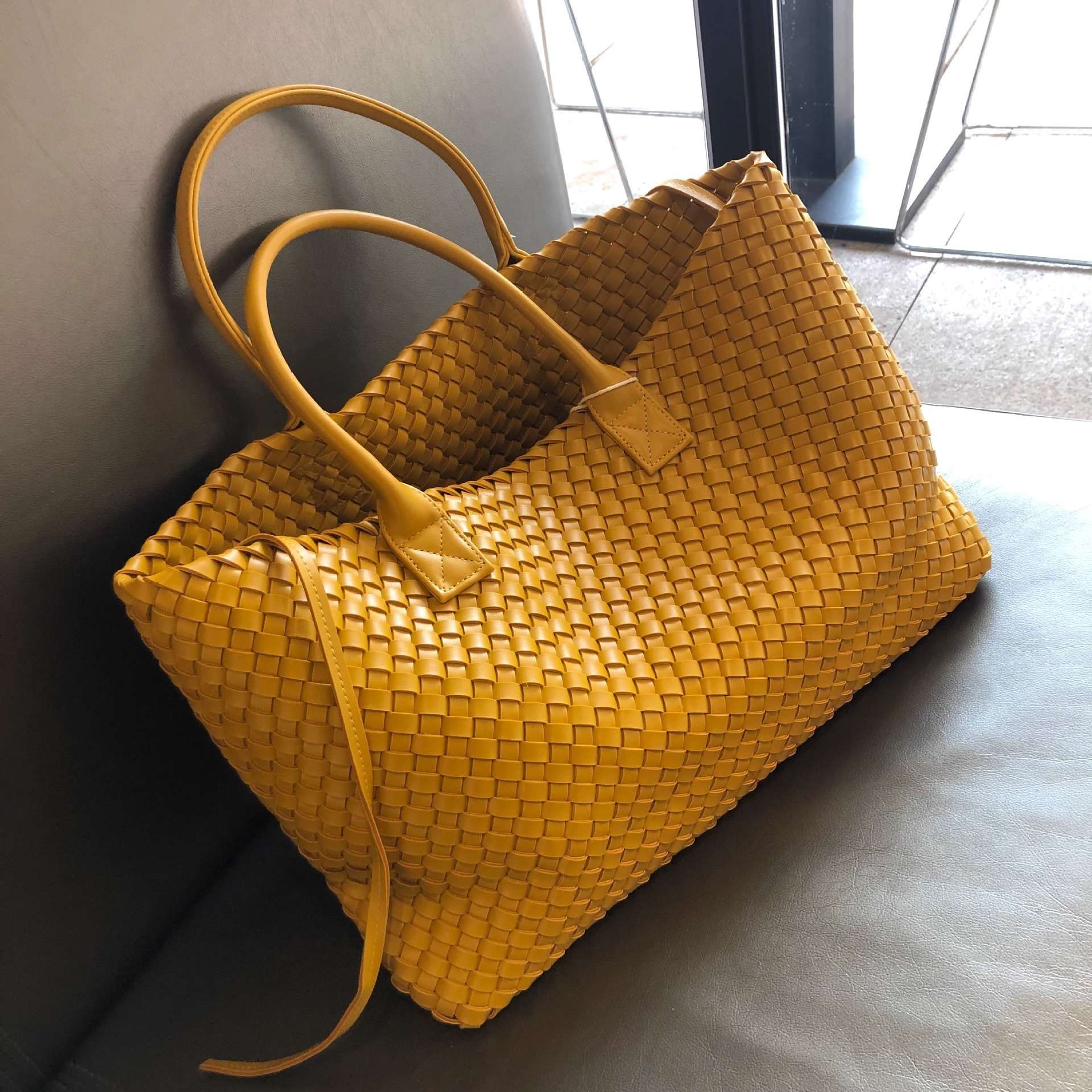 PU New Handmade Knitted Handbag For Women, Fashionable High-End Handbag, Celebrity Style Trendy Shoulder Bag, Street Tote Bag