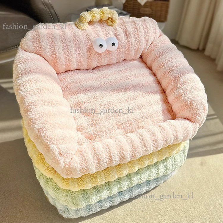 Dog Nest Winter Warm Pet Sofa Small Dog Sleeping Mat Soft Cushion Winter Dog Special Bed Internet Red Cat Nest 674