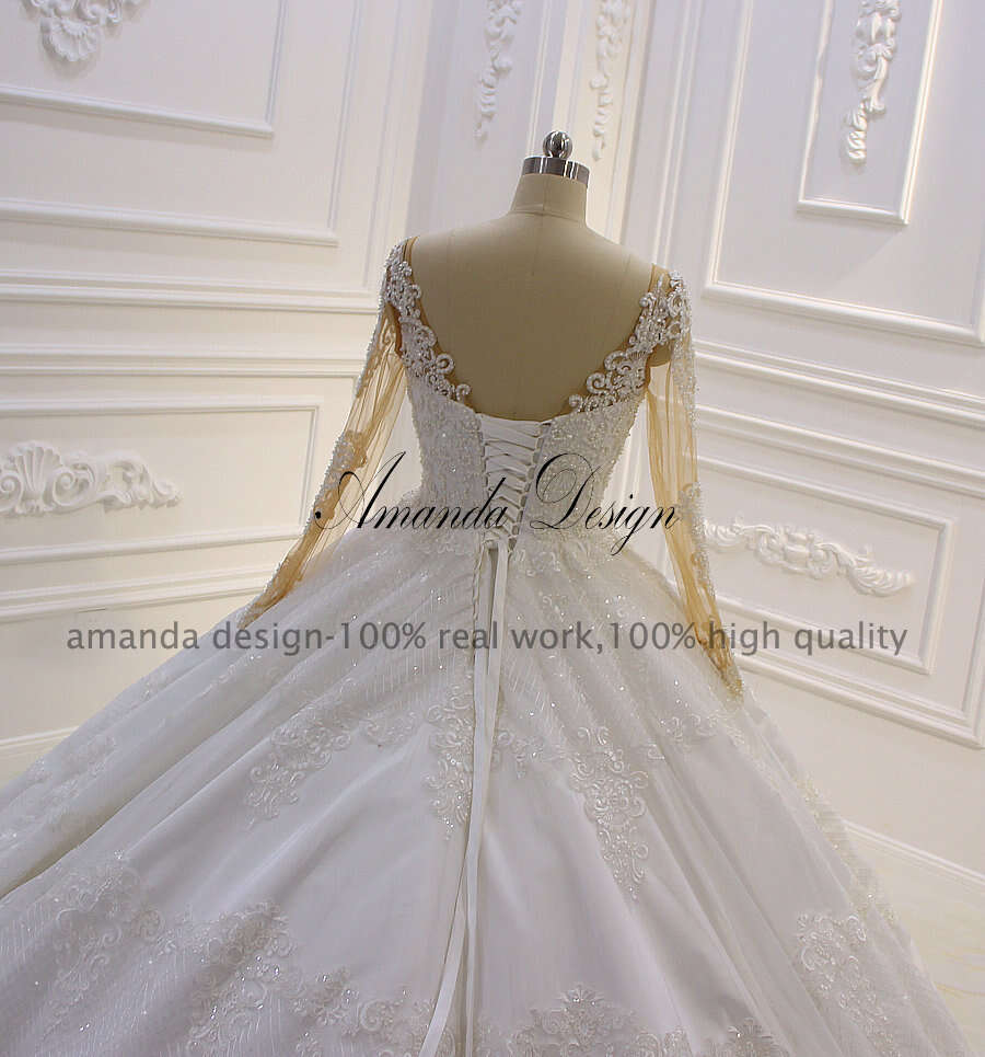 Amanda Design New Arrival Royal Long Sleeve Lace Applique Beading Pleated Winter Wedding Dress