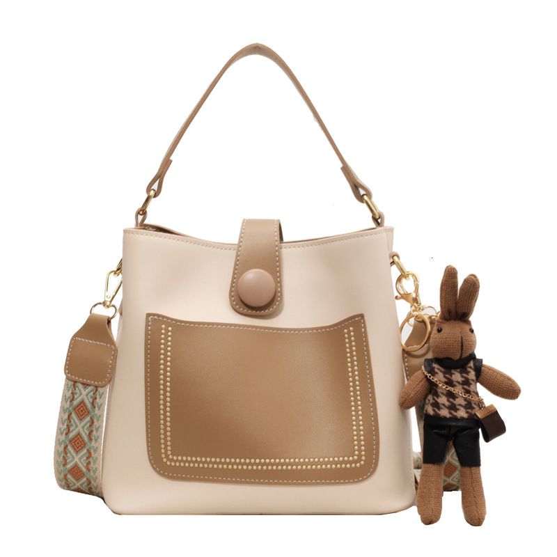 2025NEW New designer women s trend new trend high end fashion niche design broadband crossbody bag fashion trend bag