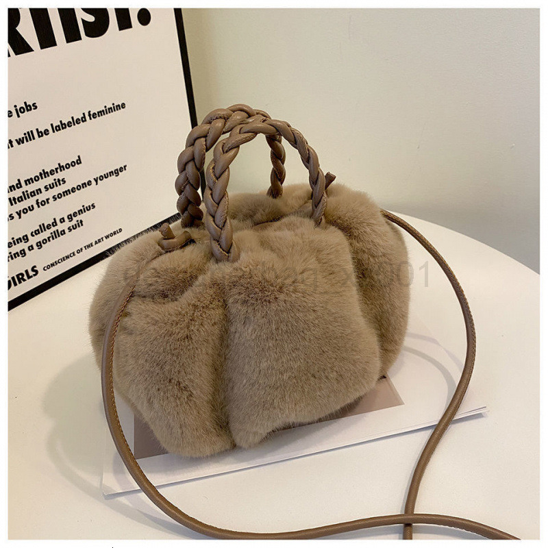 Fashion Classic Bag Designer 10a Top Nikiduncks Woman Handbagevening Bags Fluffy Womens New Style Straddle Handbag Cute Small Winter