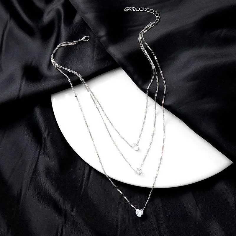Fashionable gold 3-layer crystal necklace used for warm white cubic zirconia star pendant necklace jewelry gift X241106