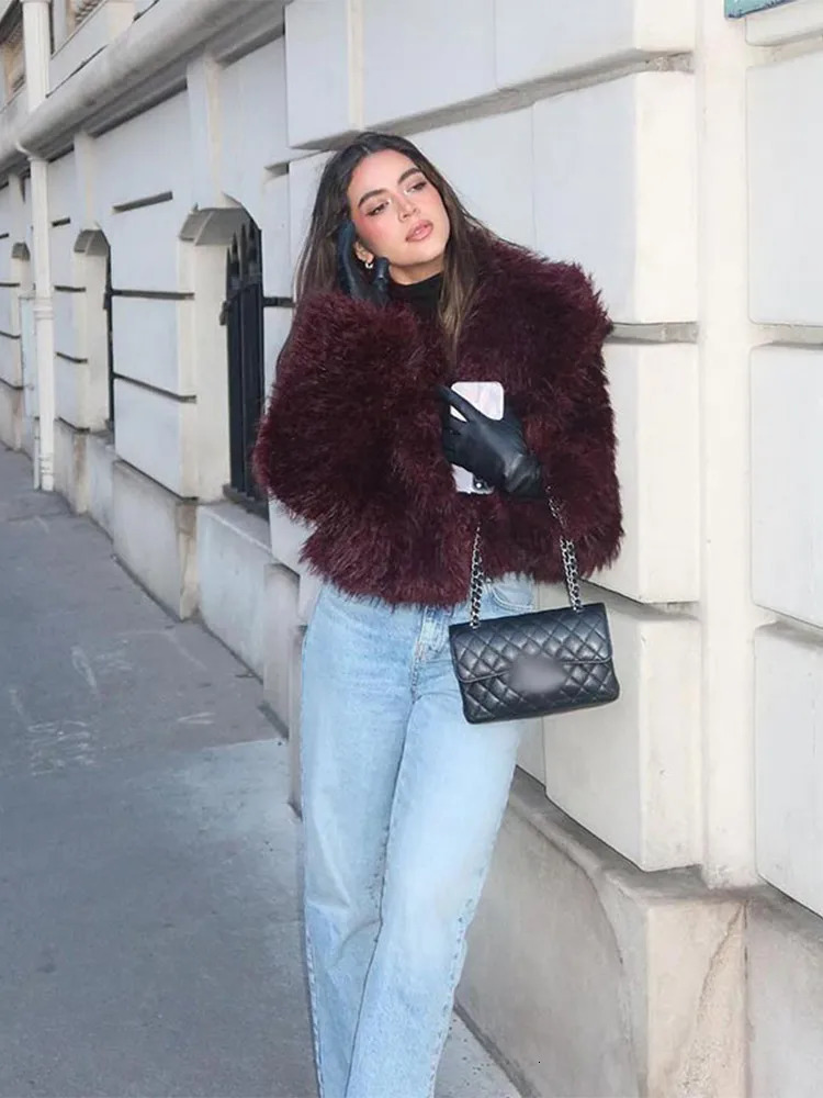Fashion Faux Fur Jacket Coat Women Warm Fluffy Loose Long Sleeve Lapel Female Cardigan 2024 Winter Solid Lady Street Outwear 241106