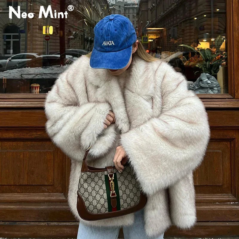 Neo Mint Winter Ins Fashion Girls Oversized Gradient Fur Coat Women Thick Warm Outerwear Fluffy Faux Fox Jacket 241104