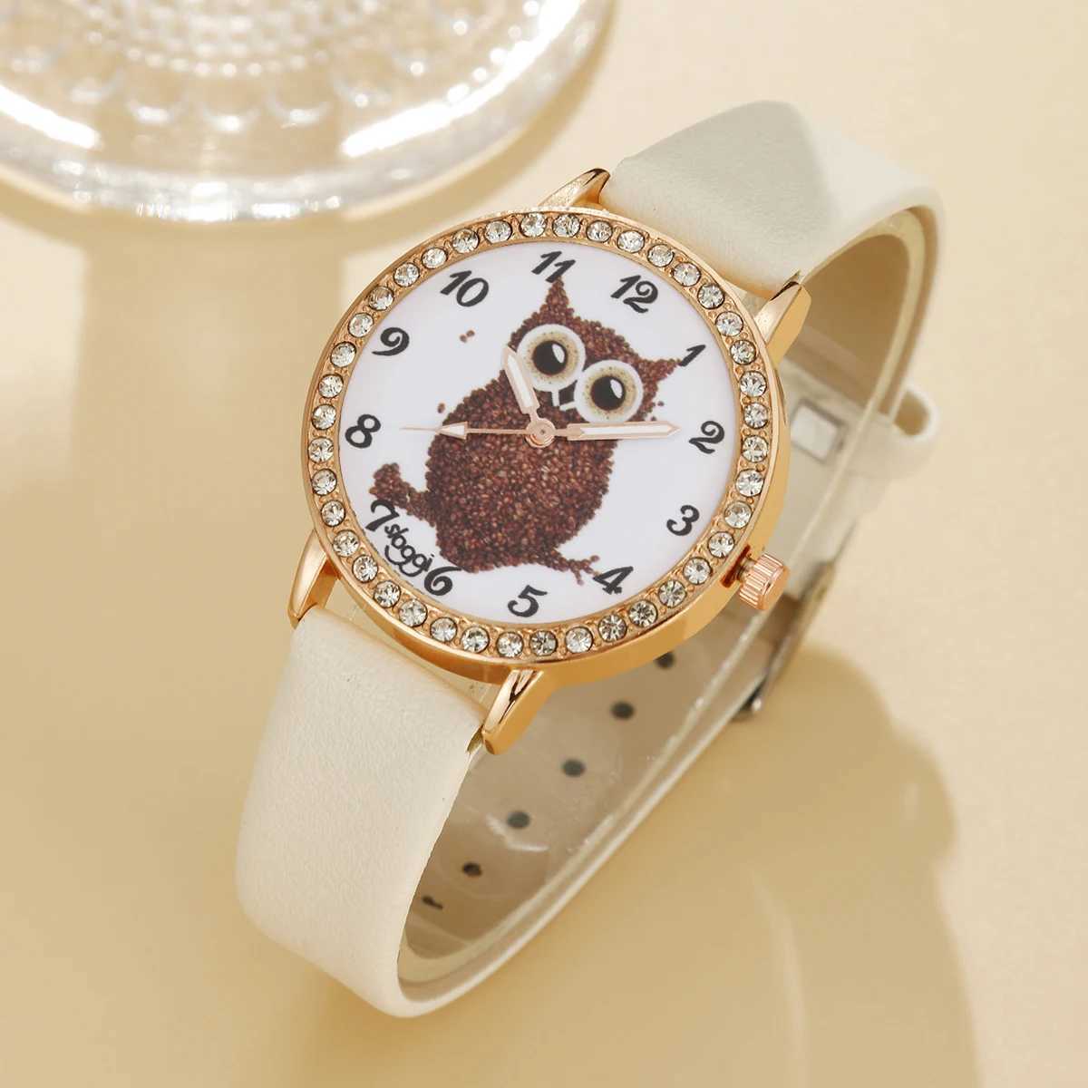 The trend of 5-piece set and Versatile Academy leather inlaid diamond watch cartoon owl quartz watch X241106