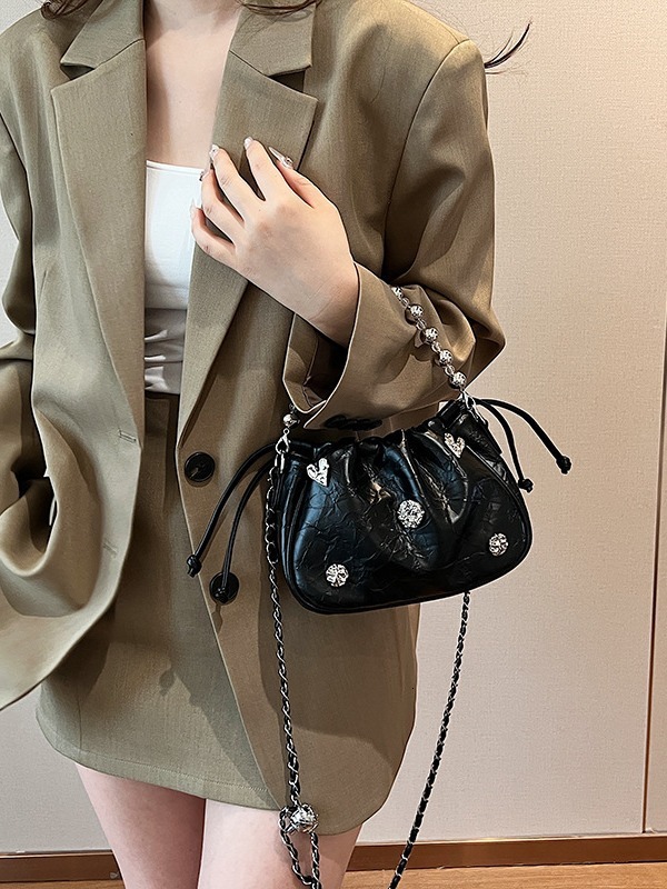 Elegant Small For Bags Handbags Women Autumn/winter New Collection Beaded Handheld Bucket Versatile High End Chain Crossbody Bag Designer