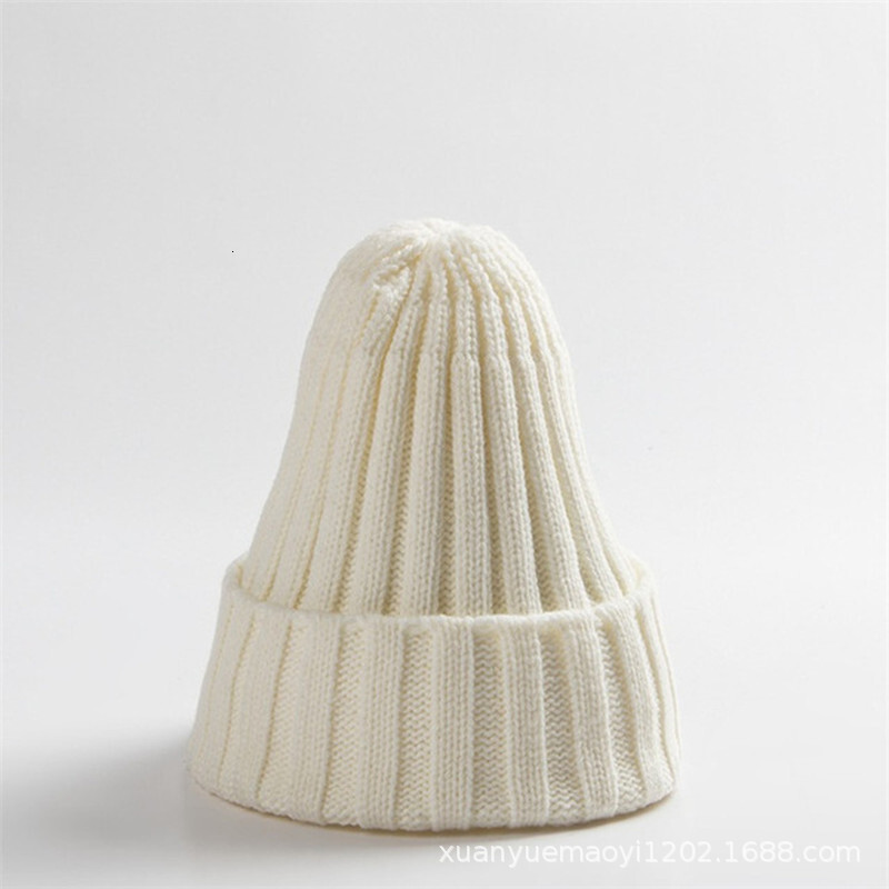 High quality design, men and women autumn and winter hat trend Knitted solid colored woolen ear protection warmth cover, head hat