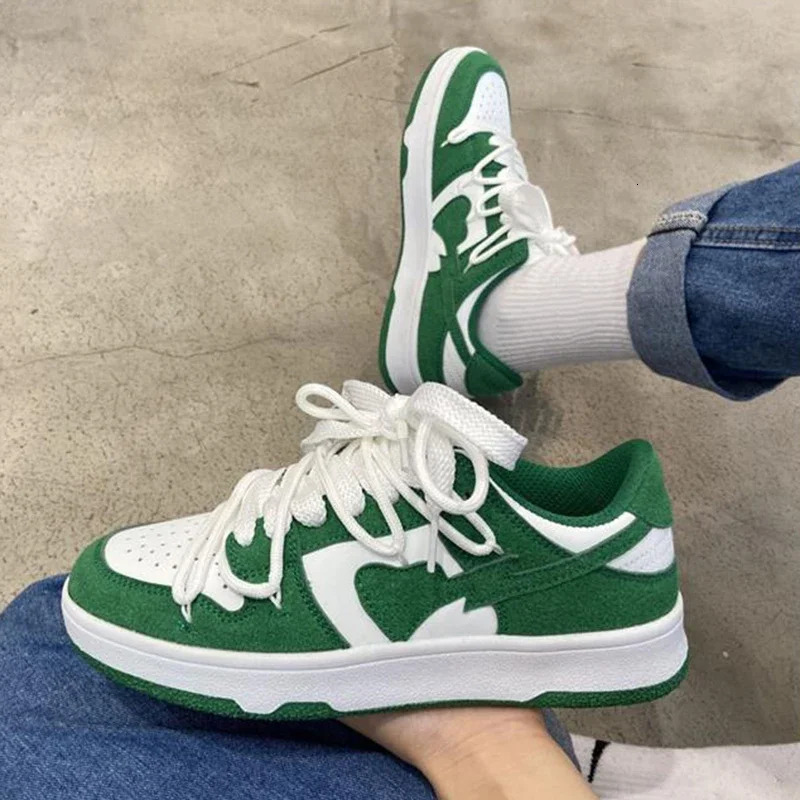 Women's White Shoes Women's Sports Shoes 2025 New Design Designer Lace Up Thick Soled Women's Vulcanized Shoes Breathable Thick Soled S