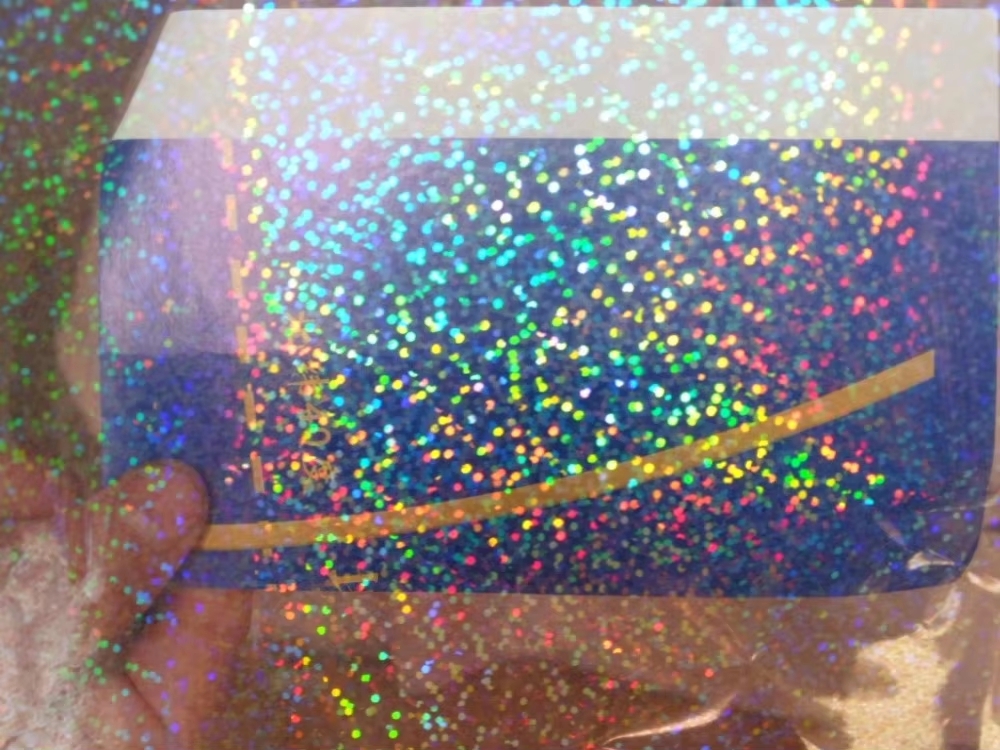 15 Micron Seamless Rainbow PET Holographic Lamination Film For Wet Lamination Process