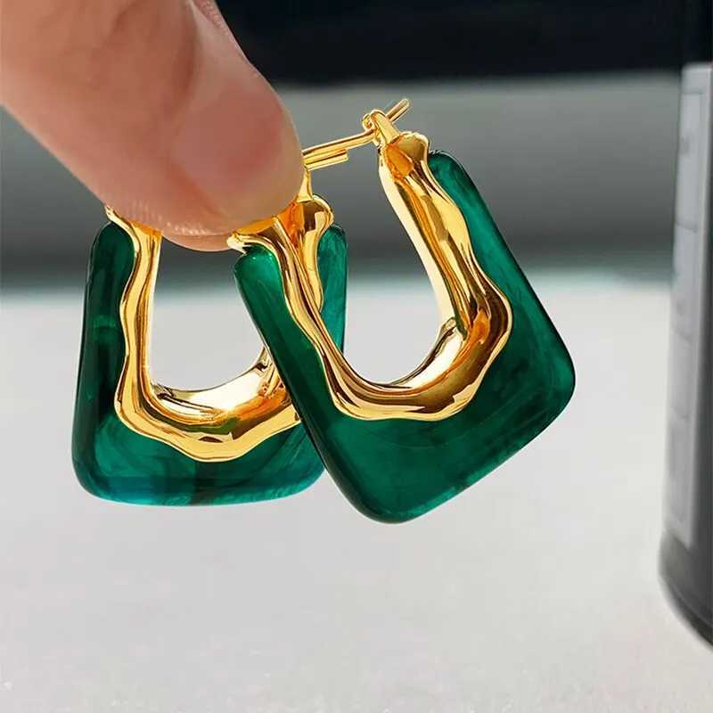 Green transparent resin earrings suitable for girls Geely Irregar earrings 2023 new fashion earrings X241106