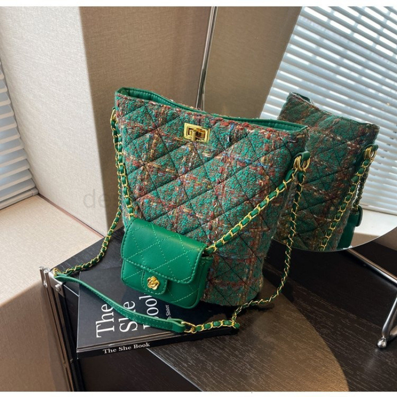 Fashion Classic Bag Designer 10a Top Nikiduncks Woman Handbagevening Bags Autumn and Winter for Women 2024 New Fashionable Commuting Bu