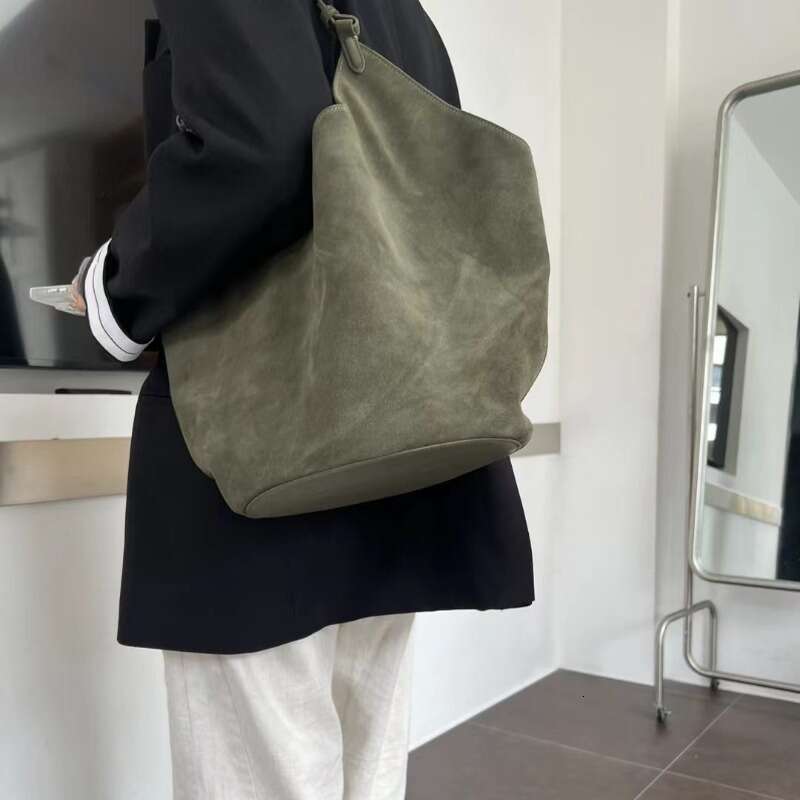 OLOEY Frost Large Capacity Personalized All-Match Handbags Leather Texture Korea Elegant Bucket Minority Simple Exposure Women Totes