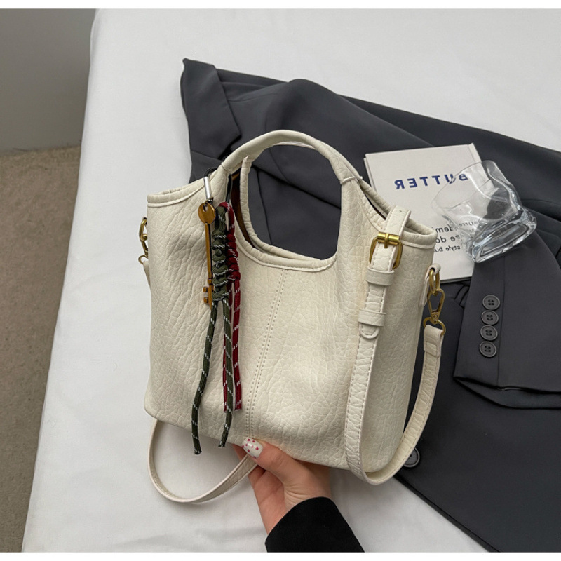 Fashion Classic Bag Designer 10a Top Nikiduncks Woman Handbagevening Bags Casual Soft Small for Women 2024 New Autumn and Winter Versati