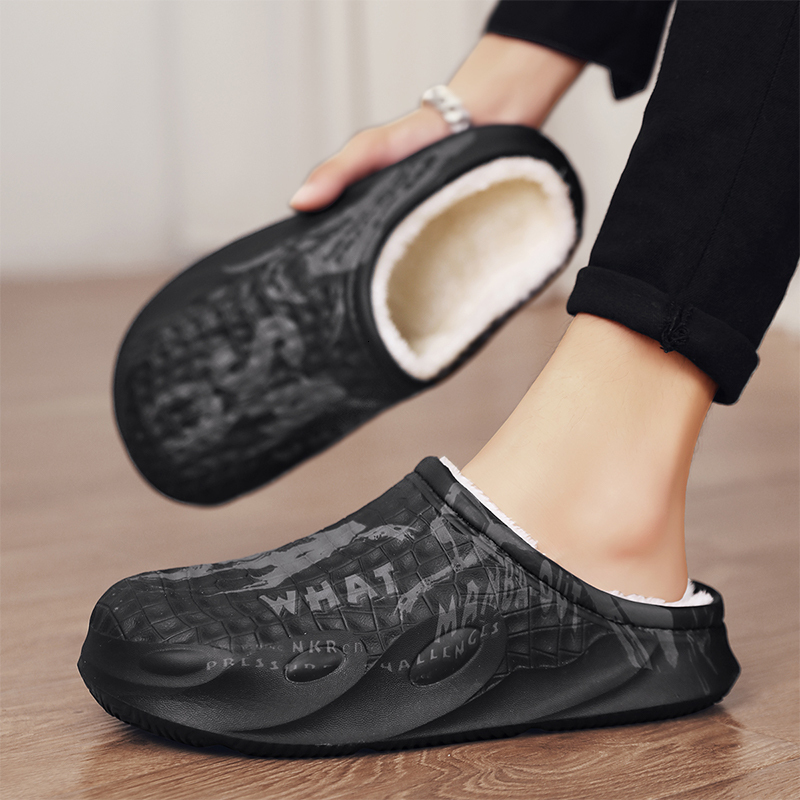 2025 New Winter Thick Soled Feces Anti Slip Protective Outdoor Warm Cotton Shoes Indoor Warm Slippers Designer Men's Wool Slippers