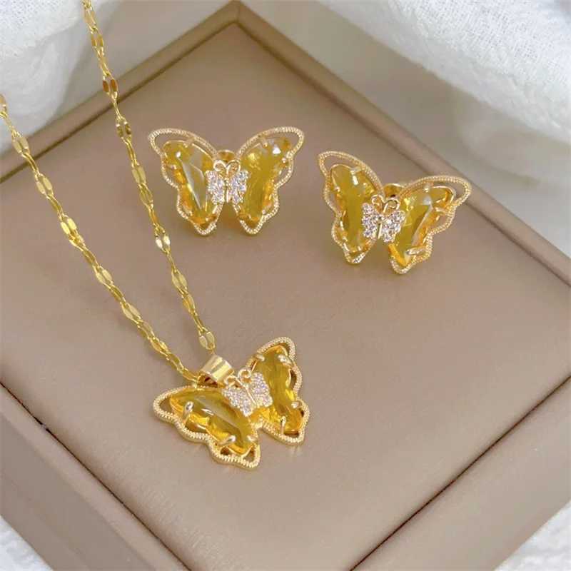 Fashionable and cute micro inlaid necklace earring set classic light luxury transparent stainless steel X241106
