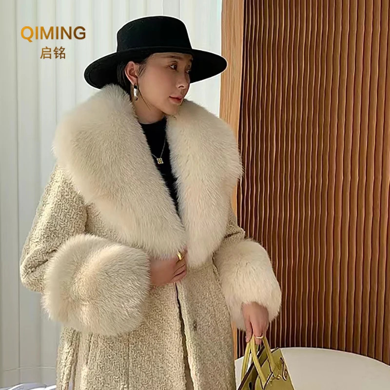 Winter faux fur collar and cuff set womens fluffy shawl jacket accessories warm and fashionable fake fox fur scarf 241106