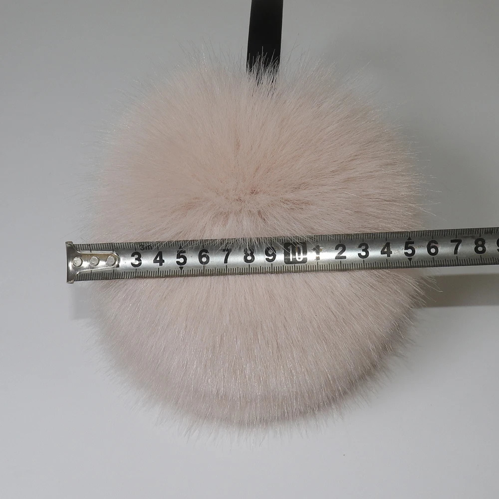 Womens Winter Artificial Fur Earrings Thick Warm Soft Artificial Fox Fur Earrings for Girls Fashion High Quality Artificial Fox Fur Earrings 241106