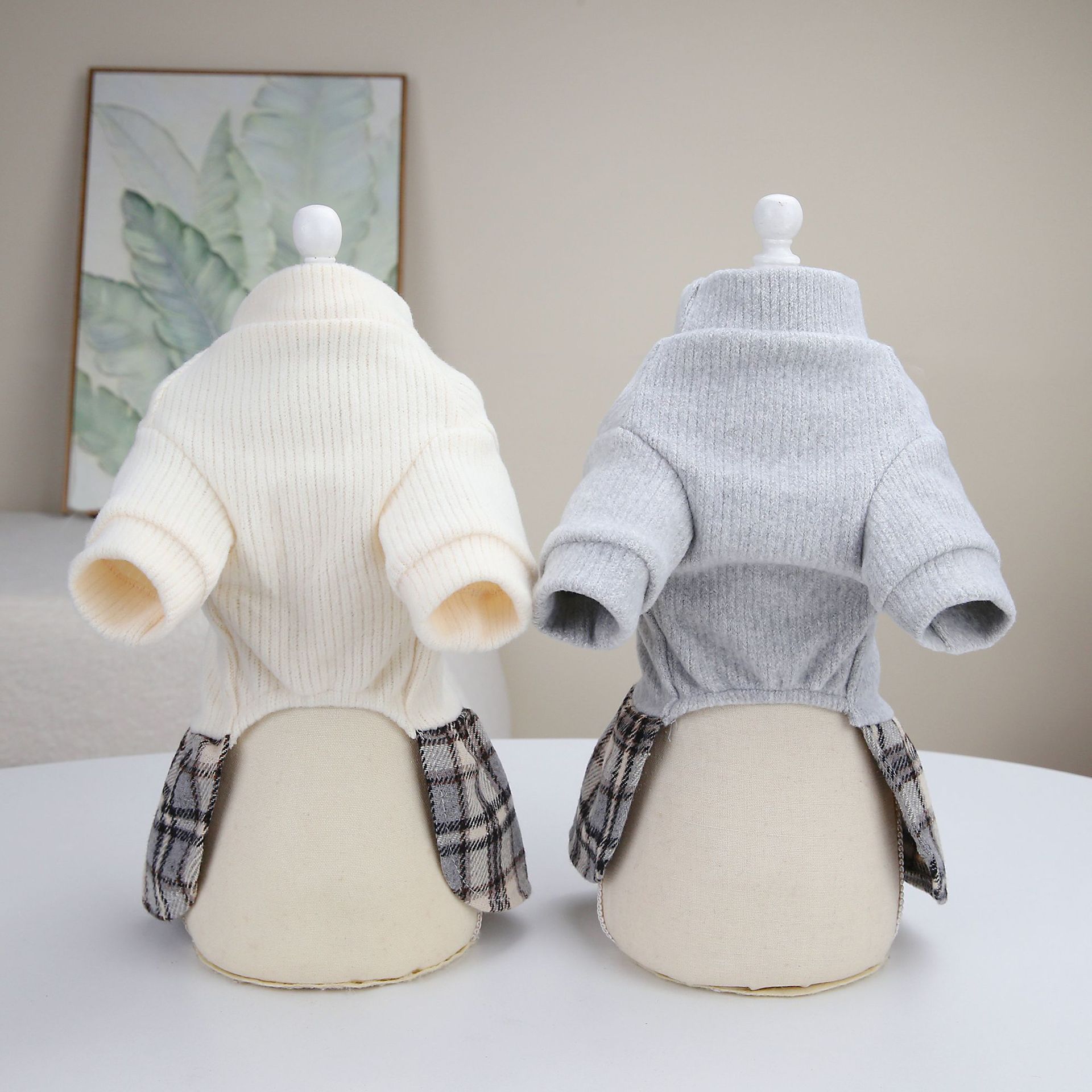 Fashion Design Dog Checkers Dress Wholesale Pet Dog Clothes Autumn Winter Pet Products Apparel Supplies