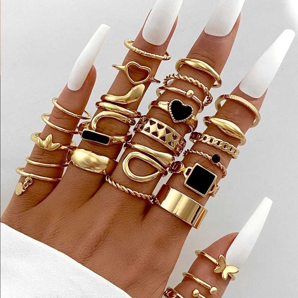 Up to 27 pieces of vintage snake ring set suitable for warm metal gold-plated Geely hollow finger rings jewelry gifts X241106