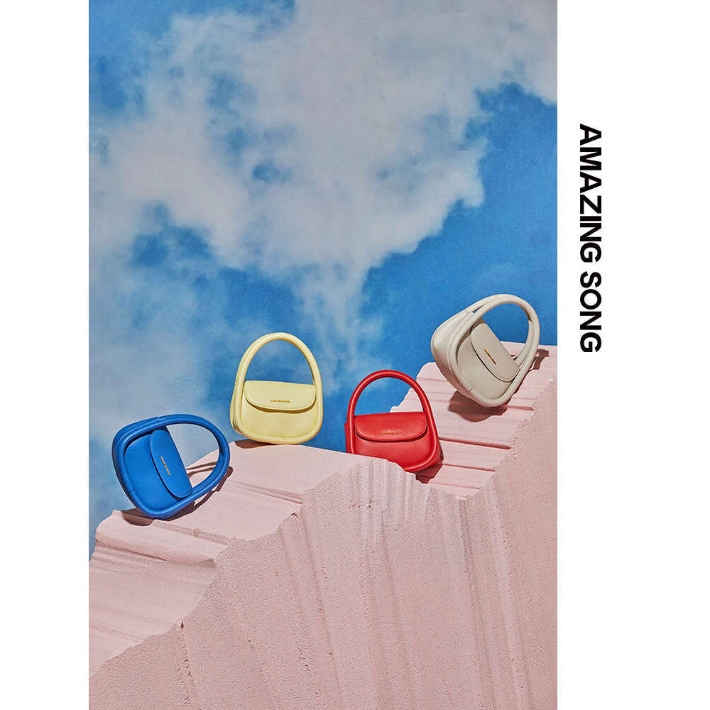 Amazing Song Medium Size Soft Family Lipstick Bag Messenger Leather Cute Bag