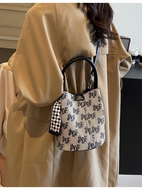High End Design Bucket Bag For Bags Handbags Women Autumn Versatile Single Shoulder Crossbody Handbag Designer