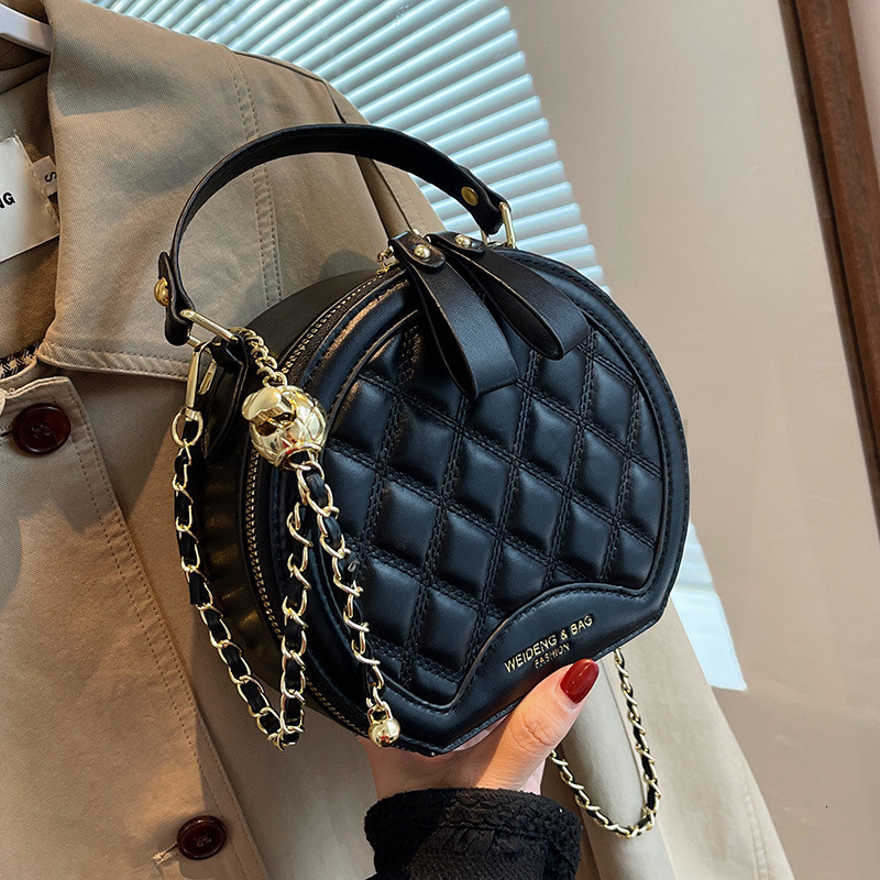 Classic Designer Bag Fashion 10a Top Nikiduncks Woman Handbagevening Bags This Years Popular Womens 2024 New Highend Handbag Handheld V