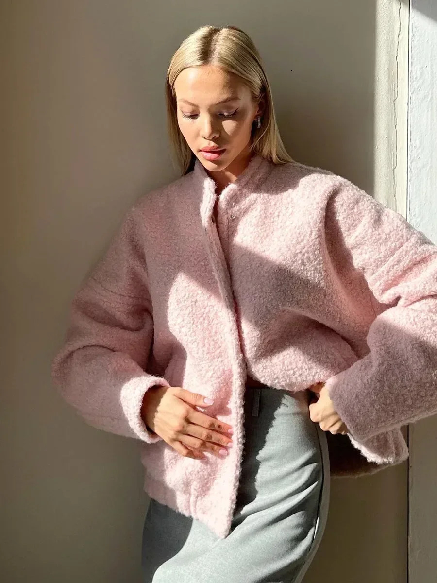 Wolfeel Womens Chic Short Fur Jackets Loose Casual Cardigan Female Autumn Winter Thick Warm Fashion Solid Color Short Coat 241106