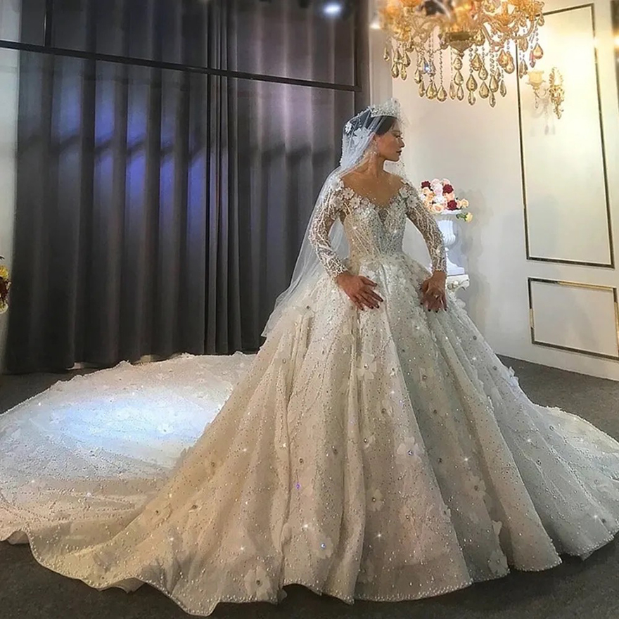 Beads Wedding Dress Illusion Lace Sequins Bridal Gowns Long Sleeves Crystals Robes 3D Floral Brides Gowns Vestido De Novia