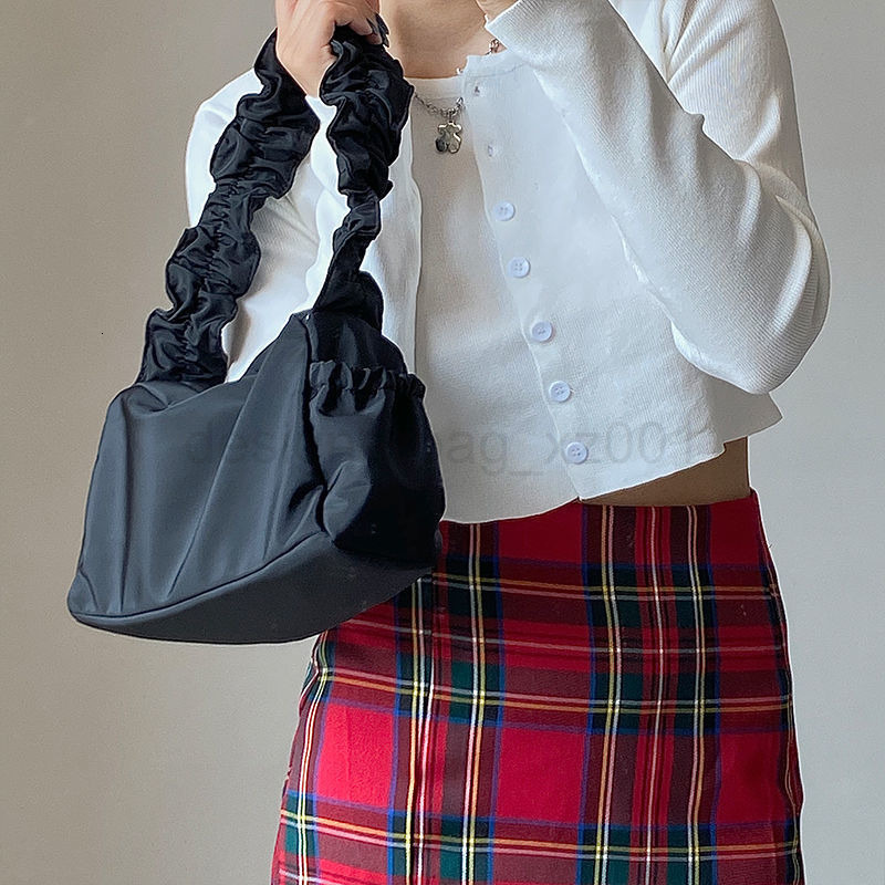 Bag Classic Designer Fashion 10a Top Nikiduncks Woman Handbagevening Bags Simple Nylon Design Handbag for Women 2024 Cute Single Should