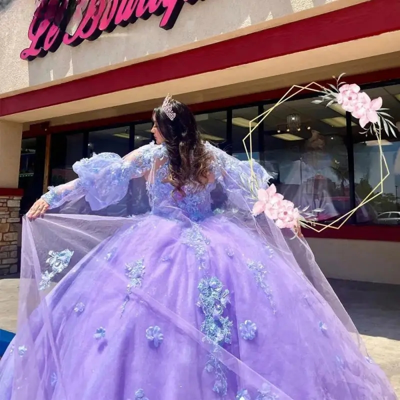 Light Lavanda Quinceanera Dresses With Cape Ball Gown Applique Lace Beads Tull Birthday Party Sweet 16 Dress Lace Up vestido de 15 anos
