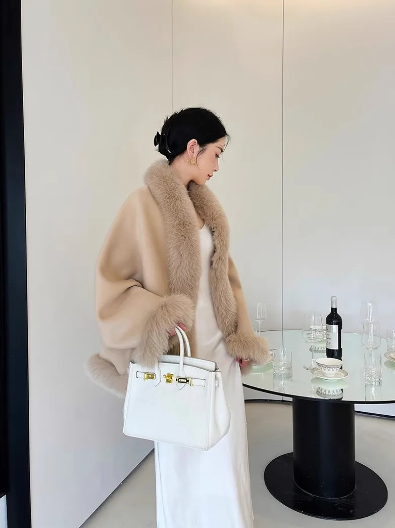 Lady Custom Cashmere Wool Shawl Cape Poncho With Real Fox Fur Collar Winter Handmade Wholesale 100% Women 241105