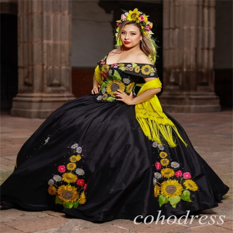Black Mexican Quinceanera Dresses With Sunflowers Embroidery Luxury Beaded Vestidos De 15 Xv Anos Cosplay Vestio De Novias Off Shoulders Plus Size Swe