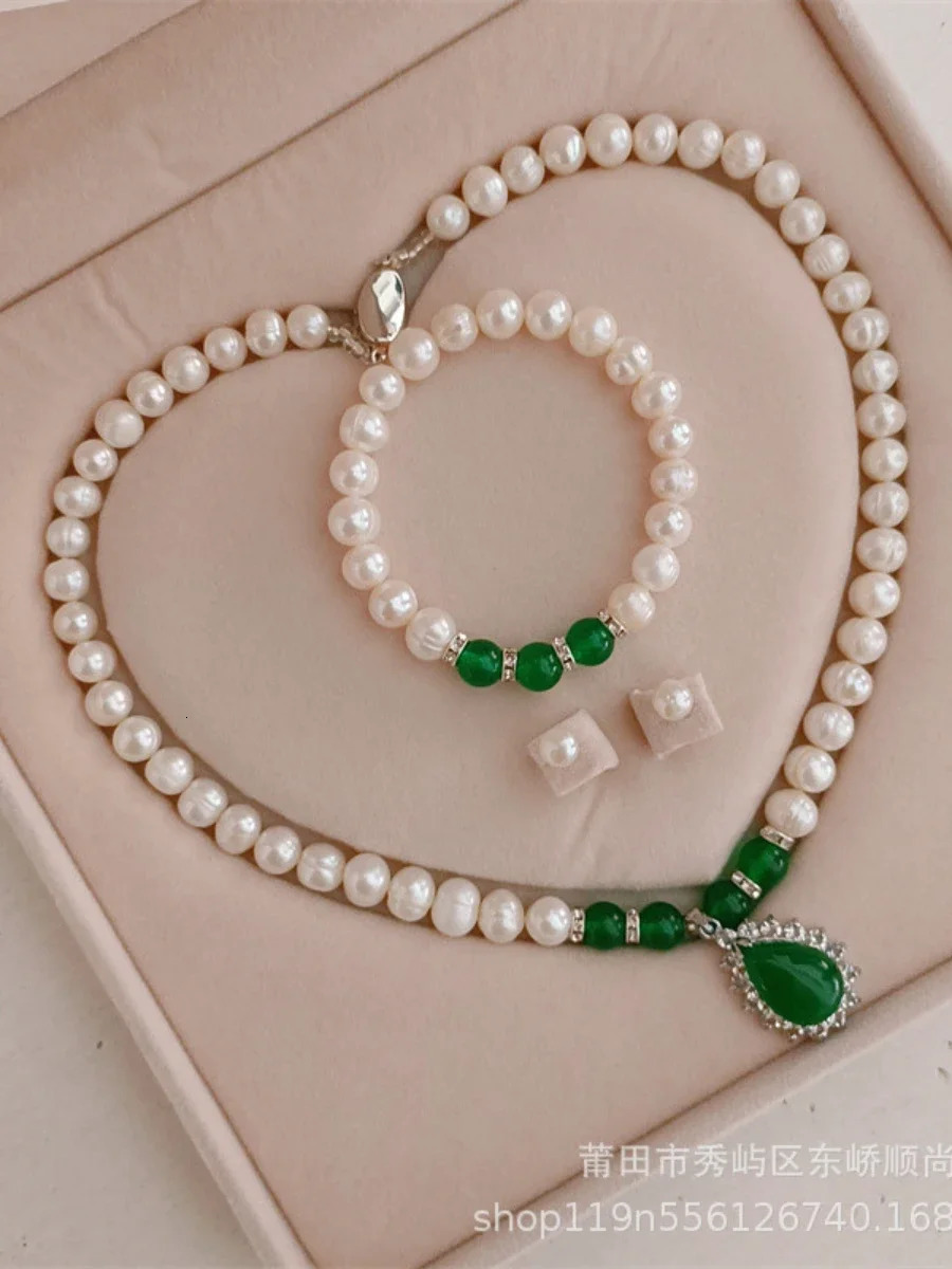 8-9mm Near Round Natural Freshwater Pearl Necklace Red/Green Water Drop Chalcedony Bracelet for Mothers Jewelry Set 241106