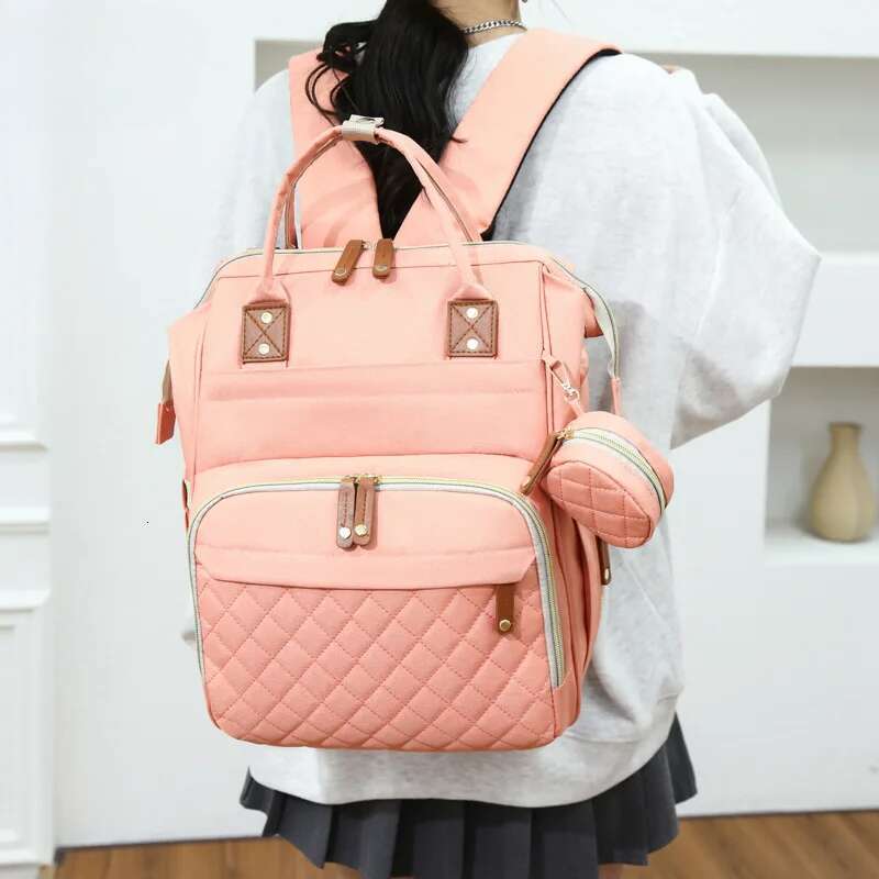 New mommy bag with large capacity and high-end feel, multi-functional baby crib insulation, waterproof and dry, large capacity backpack