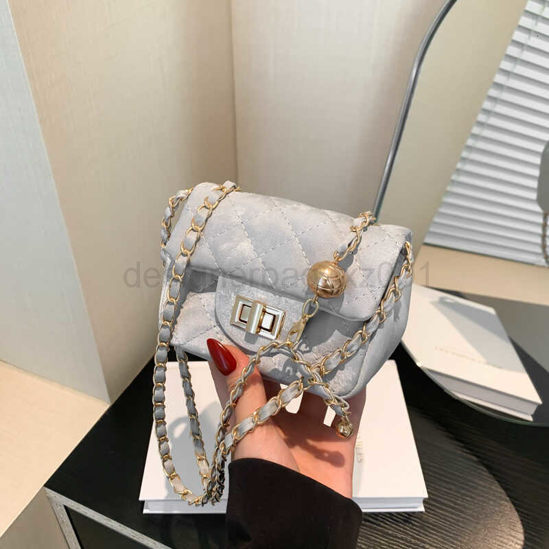 Fashion Classic Bag Designer 10a Top Nikiduncks Woman Handbagevening Bags Small Square This Summers New Versatile Highend Niche Crossb