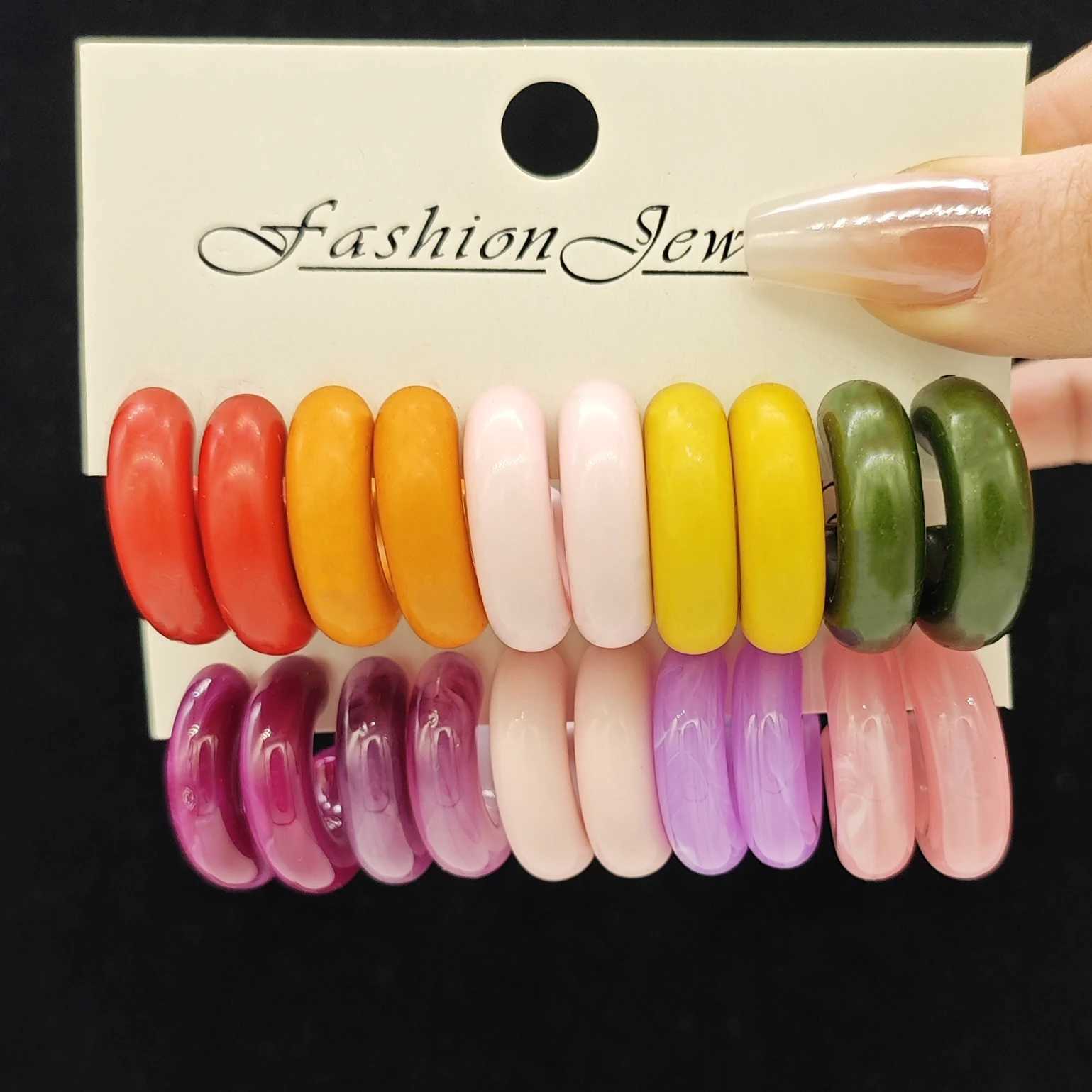 European and Cross border Jewelry Korea Edition Minimum Acrylic C-shaped Earrings Spring Colorful Dopamine Earrings X241106