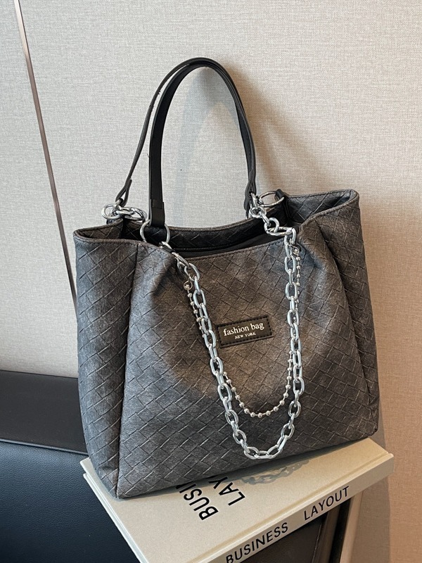 Women's Large Capacity Commuting Handbag Versatile Casual Chain Shoulder Texture Student Bag Designer Bags Handbags Women