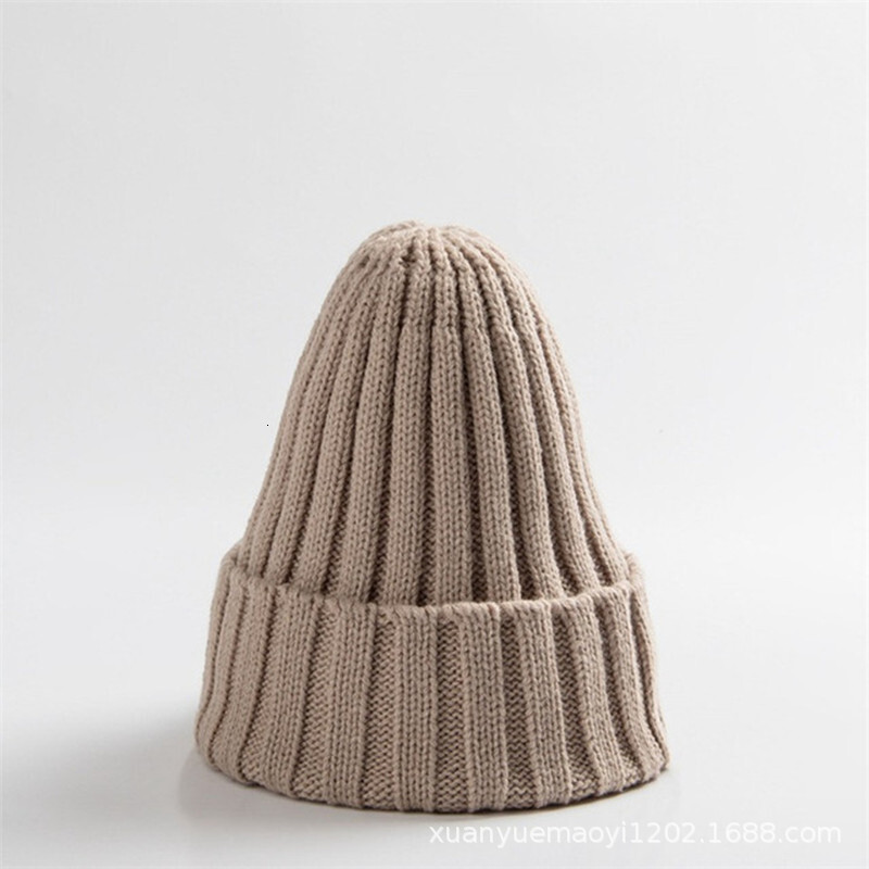 High quality design, men and women autumn and winter hat trend Knitted solid colored woolen ear protection warmth cover, head hat