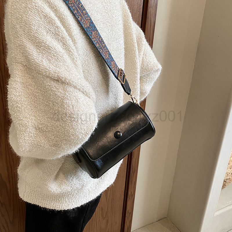 Bag Classic Designer Fashion 10a Top Nikiduncks Woman Handbagevening Bags Small Womens Versatile Niche 2024 New Autumn and Winter Broad