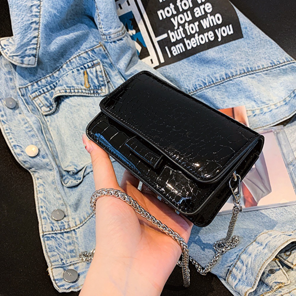 Ultra Small Summer Popular Multifunctional Designer Chain Messenger Fashionable Mini Square Handbag