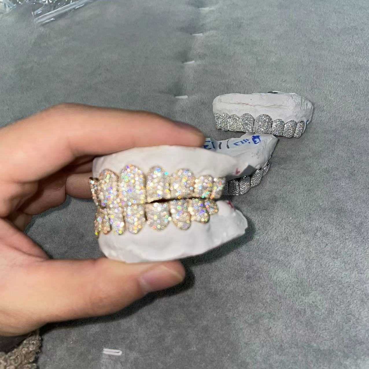 Sparkle Custom Made Hip Hop Iced Out Sterg Sier grills gold Jewelry zigzag setting VVS Moissanite Teeth Mouth Grillz