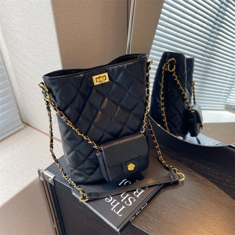 Fashion Classic Bag Designer 10a Top Nikiduncks Woman Handbagevening Bags Autumn and Winter for Women 2024 New Fashionable Commuting Bu